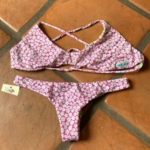 Maui Girl Bikini Set